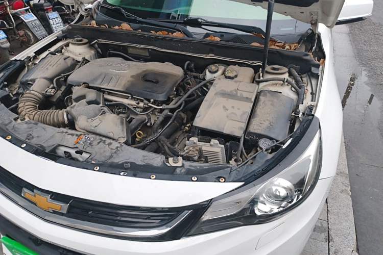 Used Chevrolet Malibu 2016 2.0L Automatic Luxury Edition Engine Bay Left