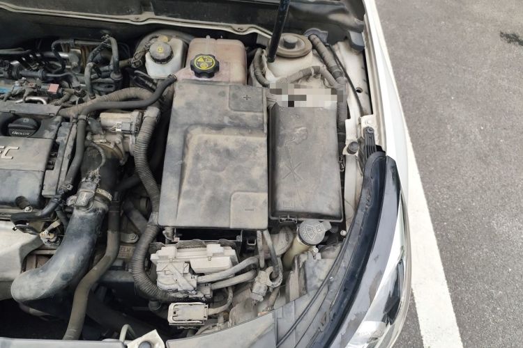 Used Chevrolet Malibu 2016 1.6T Automatic Comfort Edition Engine Bay Left
