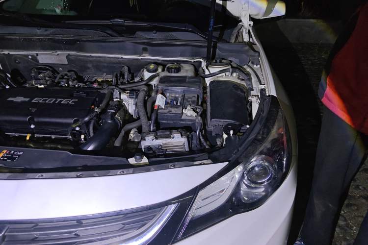Used Chevrolet Malibu 2016 1.6T Automatic Comfort Edition Engine Bay Left