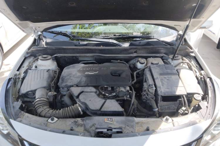 Used Chevrolet Malibu 2016 2.4L Automatic Luxury Edition Engine Bay