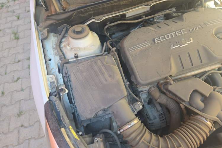 Used Chevrolet Malibu 2016 2.0L Automatic Luxury Edition Engine Bay Right