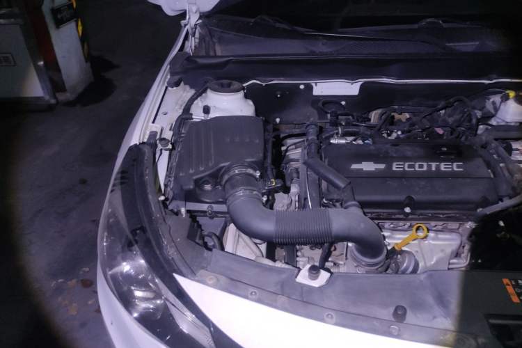 Used Chevrolet Malibu 2016 1.6T Automatic Comfort Edition Engine Bay Right