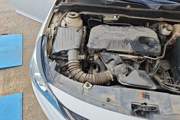 Used Chevrolet Malibu 2016 2.0L Automatic Luxury Edition Engine Bay Right