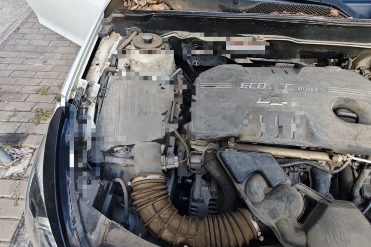 Used Chevrolet Malibu 2016 2.0L Automatic Luxury Edition Engine Bay Right
