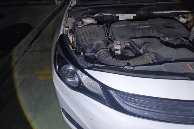 Used Chevrolet Malibu 2016 2.4L Automatic Luxury Edition Engine Bay Right