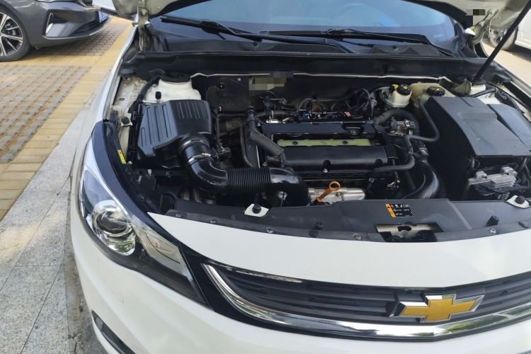 Used Chevrolet Malibu 2016 1.6T Automatic Luxury Edition Engine Bay Right