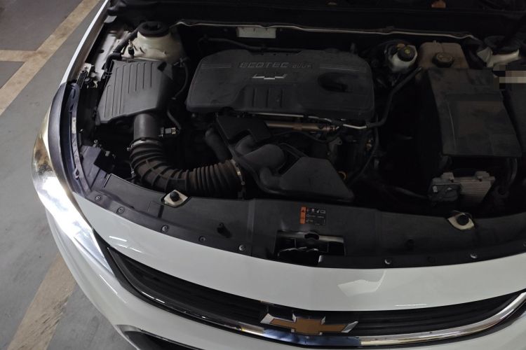 Used Chevrolet Malibu 2016 2.0L Automatic Luxury Edition Engine Bay Right