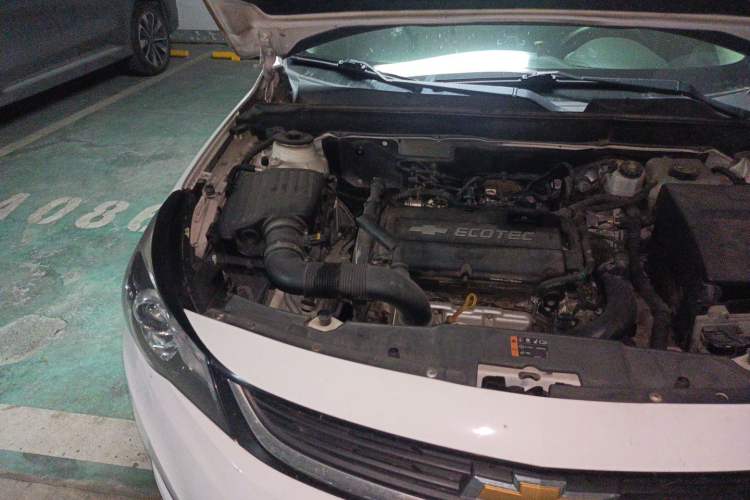 Used Chevrolet Malibu 2016 1.6T Automatic Luxury Edition Engine Bay Right