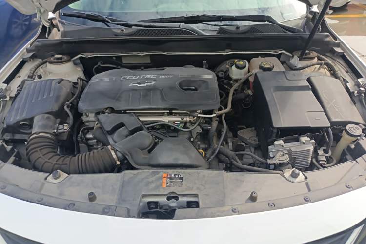 Used Chevrolet Malibu 2016 2.0L Automatic Luxury Edition Engine Bay