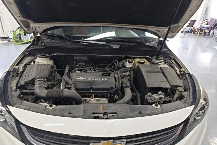 Used Chevrolet Malibu 2016 1.6T Automatic Comfort Edition Engine Bay