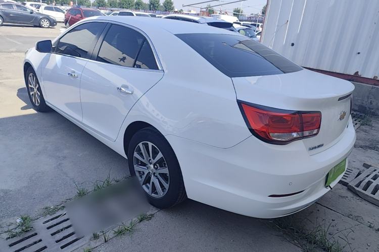 Used Chevrolet Malibu 2016 2.0L Automatic Luxury Edition Exterior 2