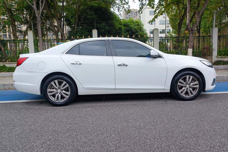 Used Chevrolet Malibu 2016 1.6T Automatic Luxury Edition Exterior 4