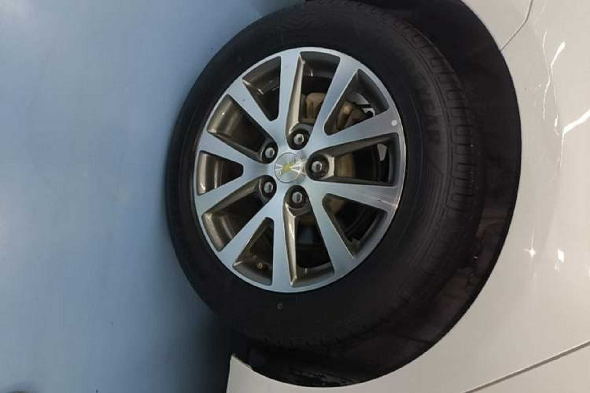 Used Chevrolet Malibu 2016 2.0L Automatic Luxury Edition Exterior 5