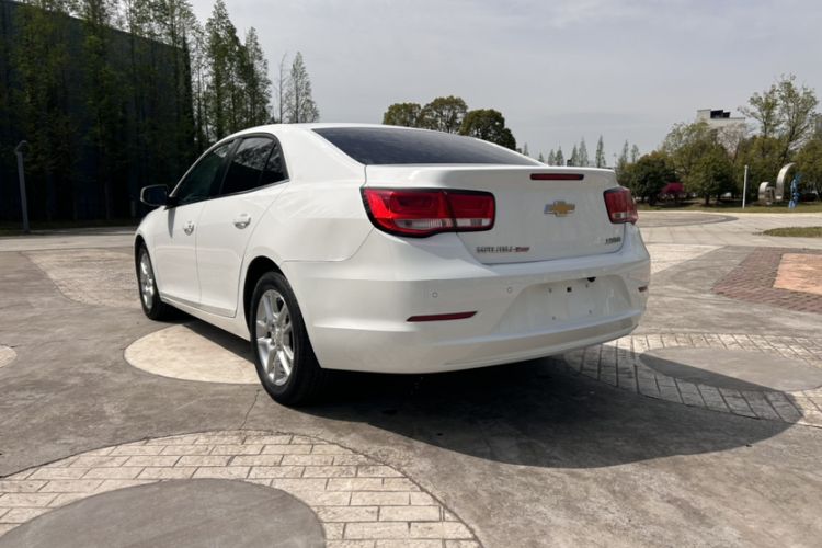 Used Chevrolet Malibu 2016 1.6T Automatic Comfort Edition Exterior 5