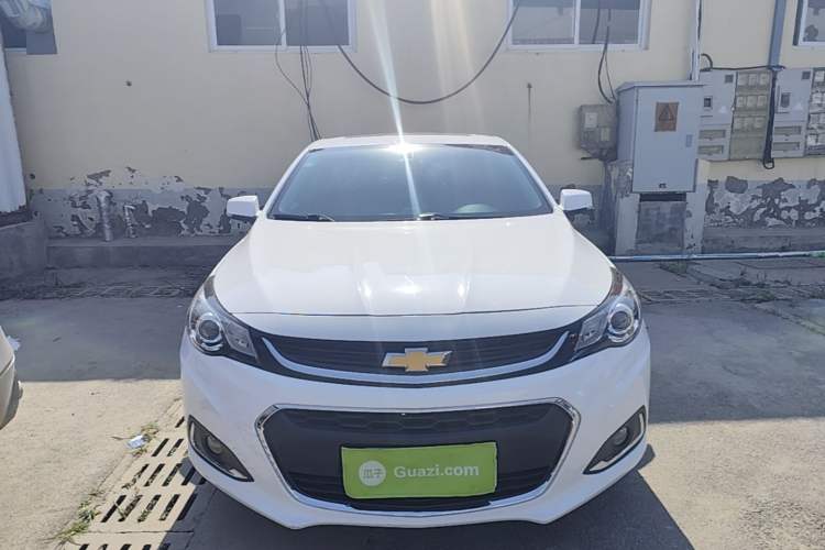 Used Chevrolet Malibu 2016 2.0L Automatic Luxury Edition Front
