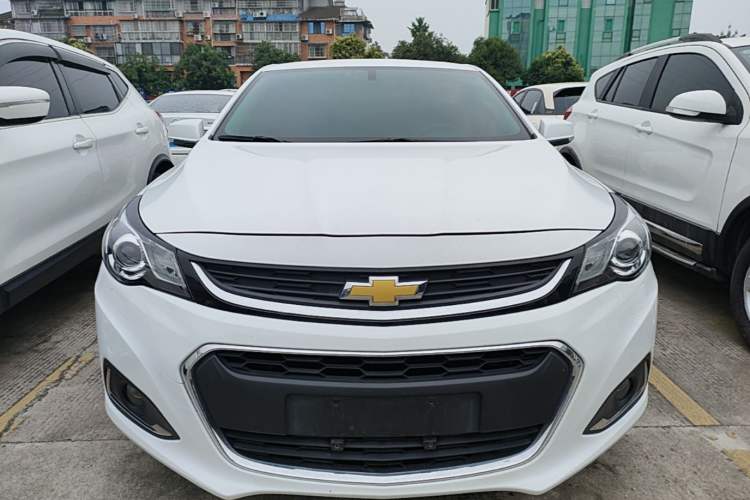 Used Chevrolet Malibu 2016 2.0L Automatic Luxury Edition Front