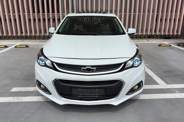 Used Chevrolet Malibu 2016 2.0L Automatic Luxury Edition Front