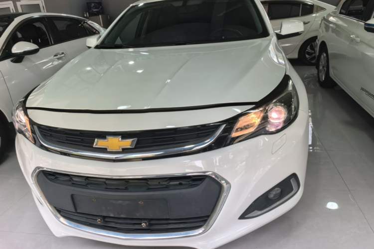 Used Chevrolet Malibu 2016 2.0L Automatic Luxury Edition Front