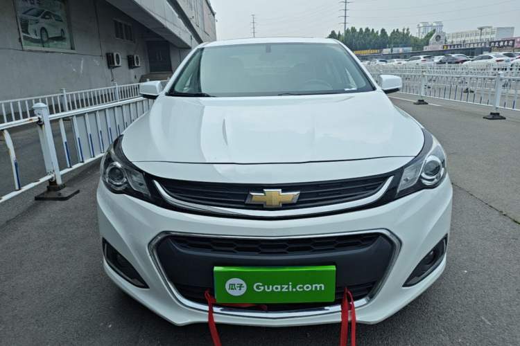 Used Chevrolet Malibu 2016 2.0L Automatic Luxury Edition Front