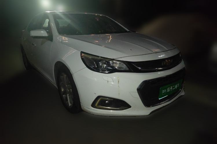 Used Chevrolet Malibu 2016 2.0L Automatic Luxury Edition Front Right 45 Deg