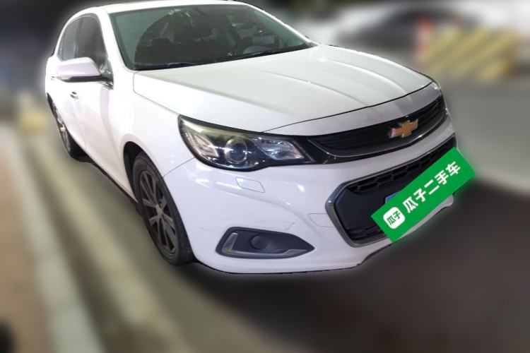 Used Chevrolet Malibu 2016 2.0L Automatic Luxury Edition Front Right 45 Deg