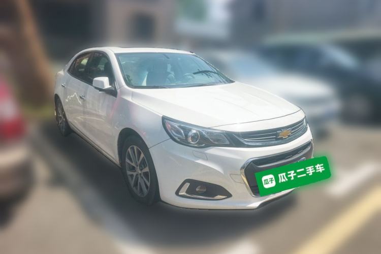 Used Chevrolet Malibu 2016 2.0L Automatic Luxury Edition Front Right 45 Deg