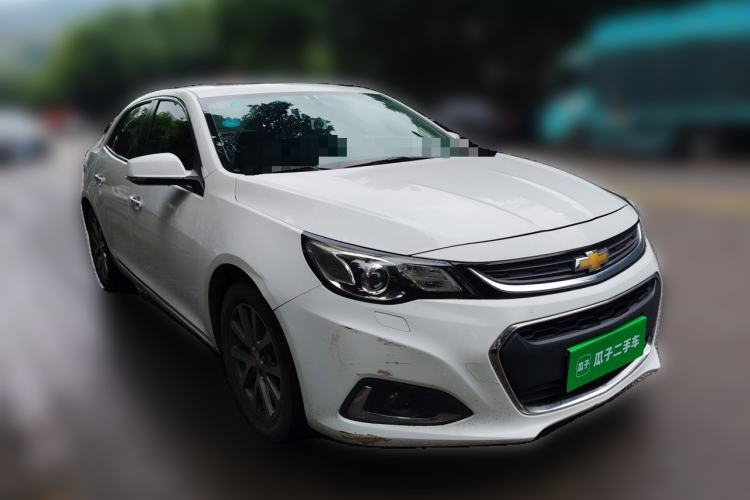 Used Chevrolet Malibu 2016 2.0L Automatic Luxury Edition Front Right 45 Deg