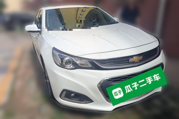 Used Chevrolet Malibu 2016 2.0L Automatic Luxury Edition Front Right 45 Deg