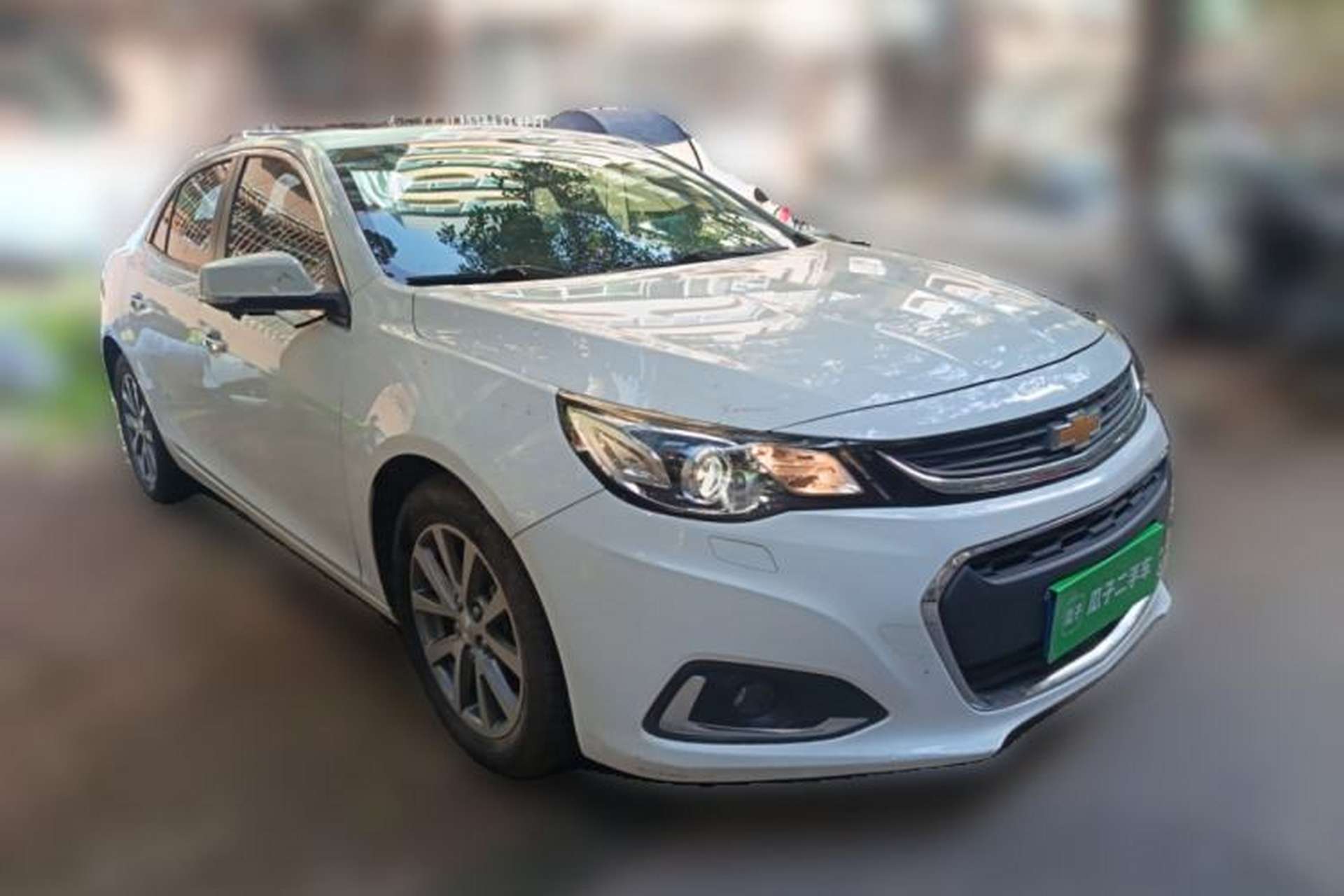Used Chevrolet Malibu 2016 2.0L Automatic Luxury Edition Front Right 45 Deg