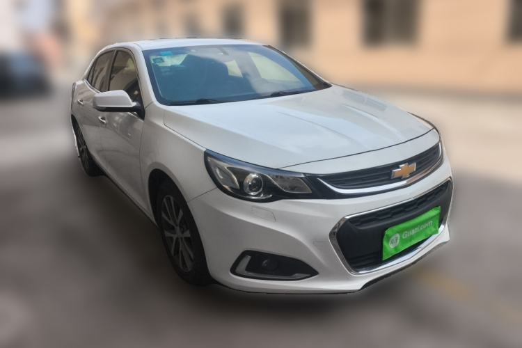 Used Chevrolet Malibu 2016 2.0L Automatic Luxury Edition Front Right 45 Deg