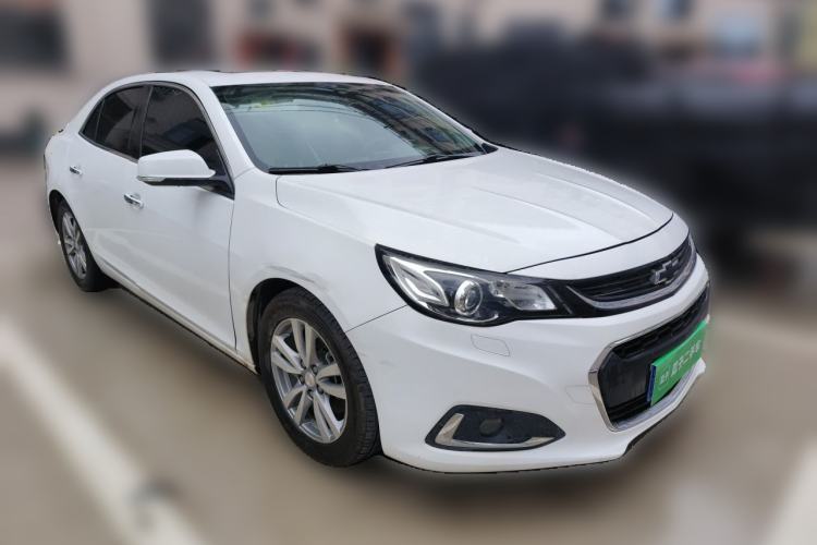 Used Chevrolet Malibu 2016 1.6T Automatic Luxury Edition Front Right 45 Deg