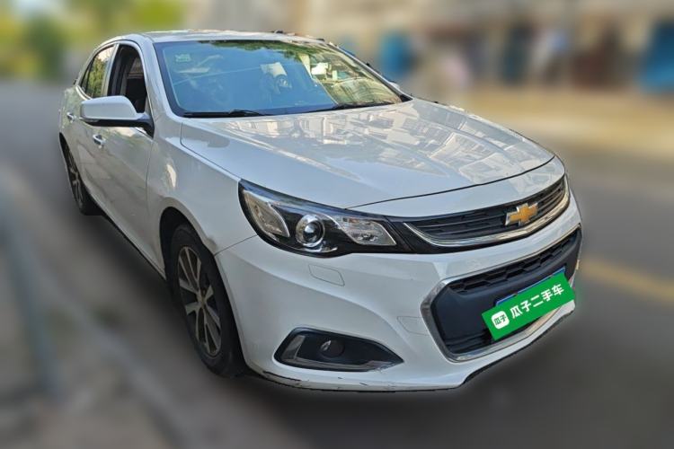 Used Chevrolet Malibu 2016 2.0L Automatic Luxury Edition Front Right 45 Deg