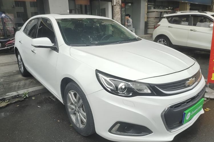 Used Chevrolet Malibu 2016 1.6T Automatic Luxury Edition Front Right 45 Deg
