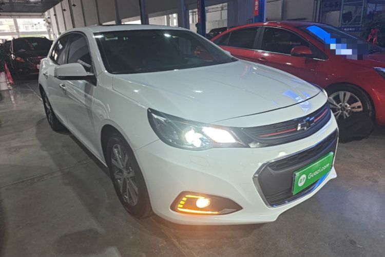 Used Chevrolet Malibu 2016 2.0L Automatic Luxury Edition Front Right 45 Deg