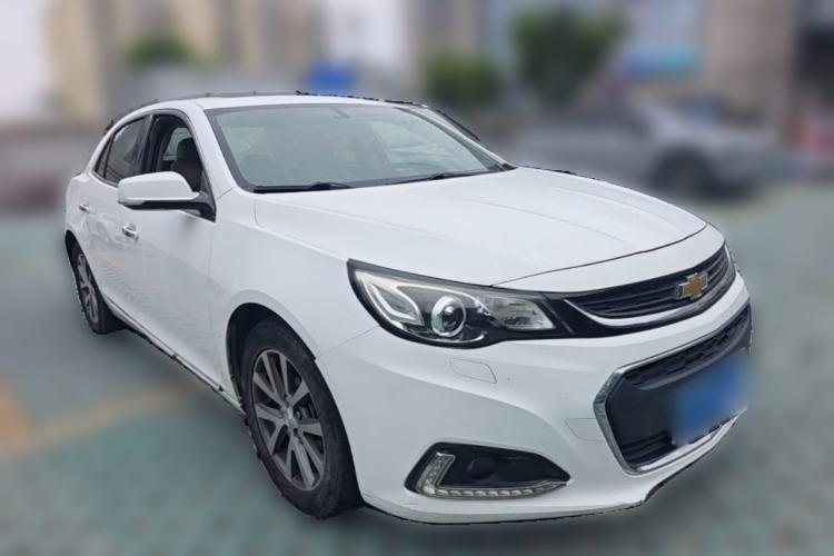 Used Chevrolet Malibu 2016 2.0L Automatic Luxury Edition Front Right 45 Deg