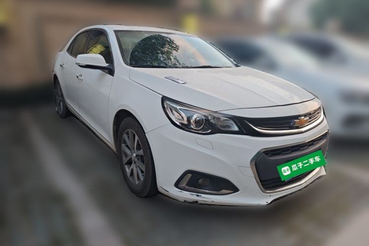 Used Chevrolet Malibu 2016 2.0L Automatic Luxury Edition Front Right 45 Deg
