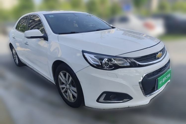 Used Chevrolet Malibu 2016 1.6T Automatic Luxury Edition Front Right 45 Deg