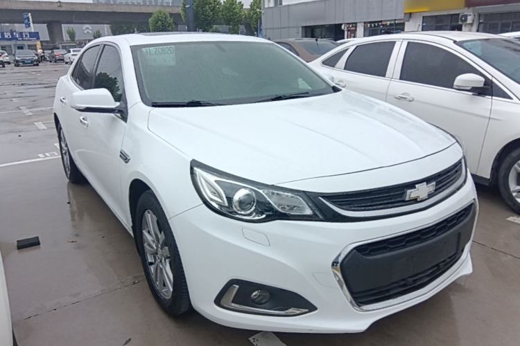 Used Chevrolet Malibu 2016 1.6T Automatic Luxury Edition Front Right 45 Deg