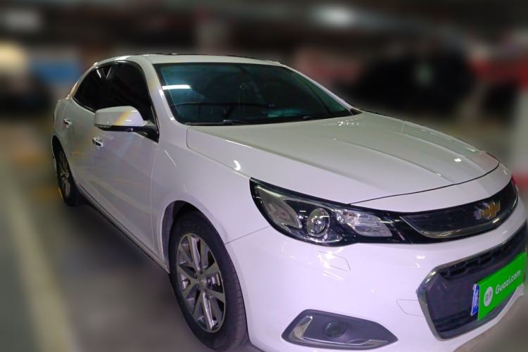 Used Chevrolet Malibu 2016 2.0L Automatic Luxury Edition Front Right 45 Deg