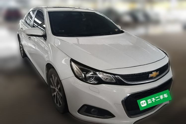 Used Chevrolet Malibu 2016 2.0L Automatic Luxury Edition Front Right 45 Deg