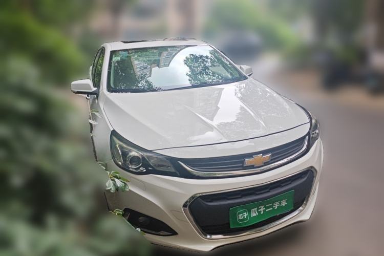 Used Chevrolet Malibu 2016 2.0L Automatic Luxury Edition Front Right 45 Deg