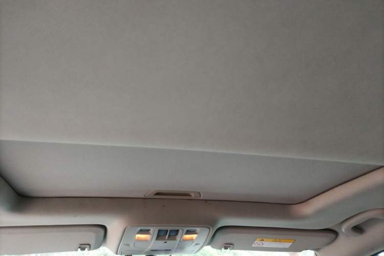 Used Chevrolet Malibu 2016 2.4L Automatic Luxury Edition Headliner