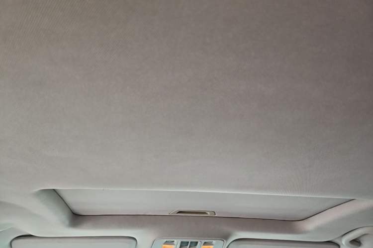 Used Chevrolet Malibu 2016 2.0L Automatic Luxury Edition Headliner