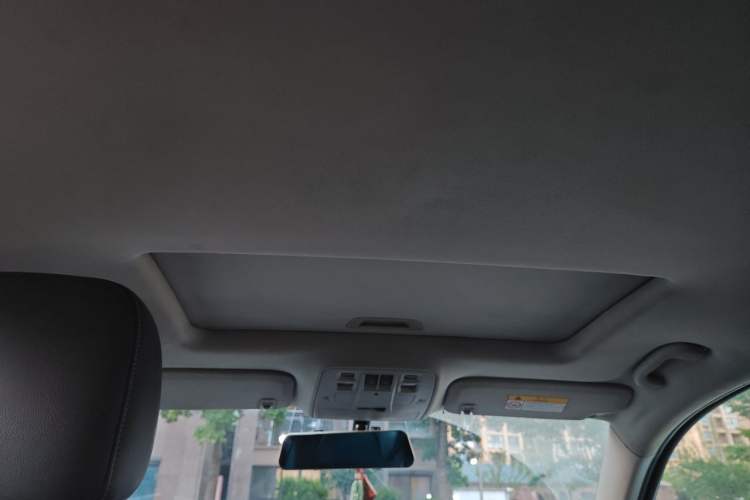 Used Chevrolet Malibu 2016 2.0L Automatic Luxury Edition Headliner