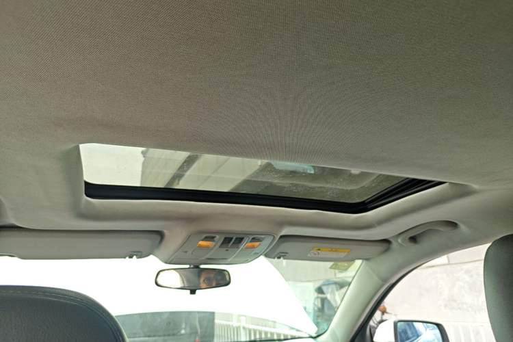 Used Chevrolet Malibu 2016 2.0L Automatic Luxury Edition Headliner