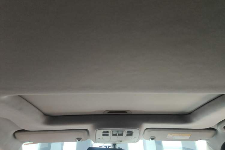 Used Chevrolet Malibu 2016 1.6T Automatic Comfort Edition Headliner
