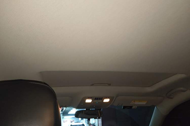 Used Chevrolet Malibu 2016 1.6T Automatic Comfort Edition Headliner