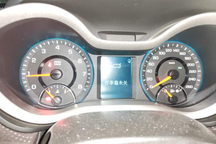 Used Chevrolet Malibu 2016 2.0L Automatic Luxury Edition Instrument Cluster