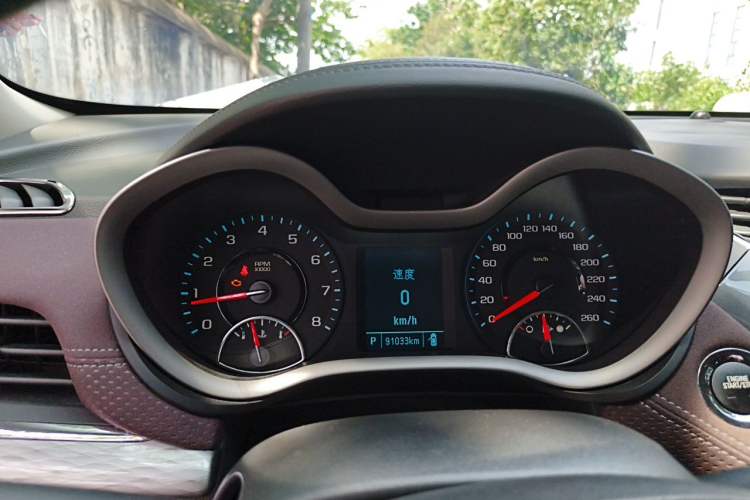 Used Chevrolet Malibu 2016 2.0L Automatic Luxury Edition Instrument Cluster