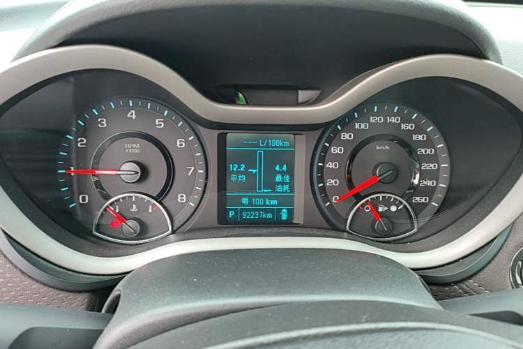 Used Chevrolet Malibu 2016 2.0L Automatic Luxury Edition Instrument Cluster